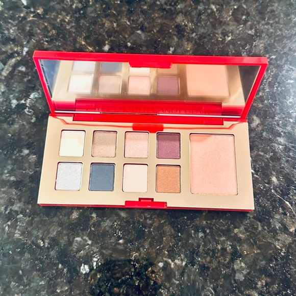 ✨♥️ Estée Lauder Bundle of Face Palettes … 2 Eyeshadow/ Face  … 1 Cheek ✨ NWOT✨ - Picture 3 of 8